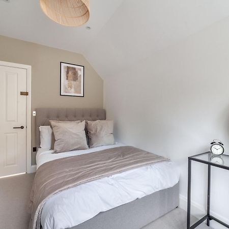 Stunning Rooms Available In Luxury House London Exteriör bild